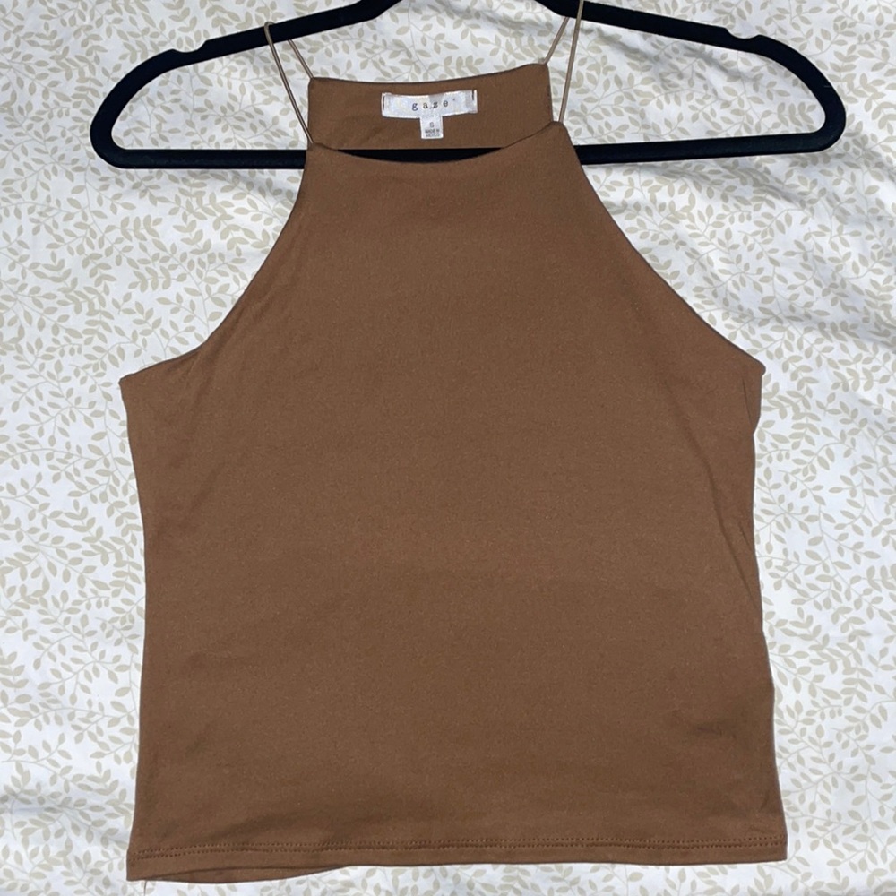 High-neck brown tank top